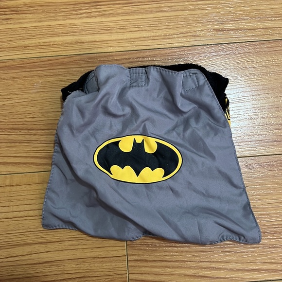 Batman baby diaper cover with cape - Picture 4 of 4